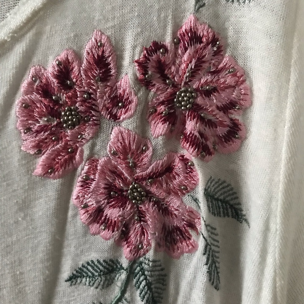 🌸 Draped Spring Tee - Picture 2 of 5